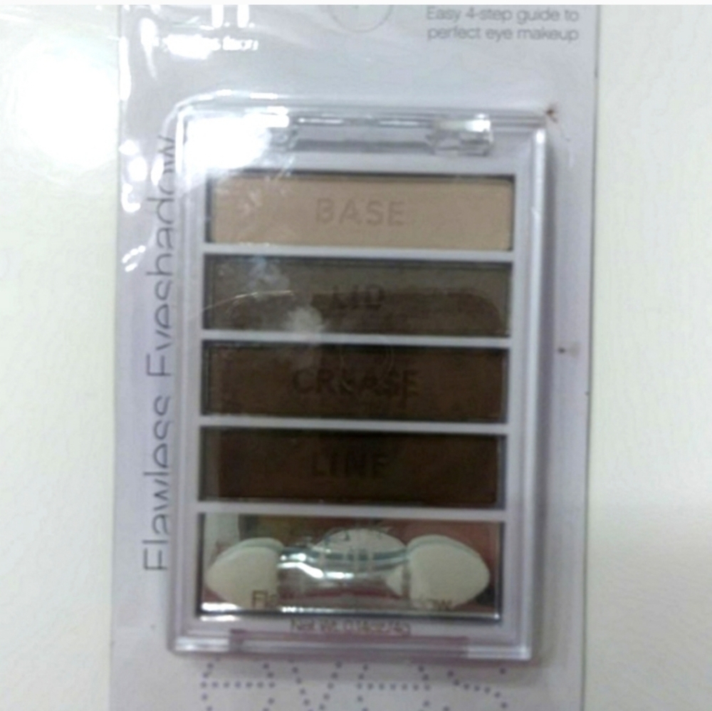 e.l.f Tantalizing Taupe Eyeshadow Pallette